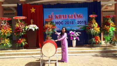 Trường THCS Nguyễn Bỉnh Khiêm: Hòa hân hoan đón chào Lễ khai giảng năm học mới 2018 – 2019