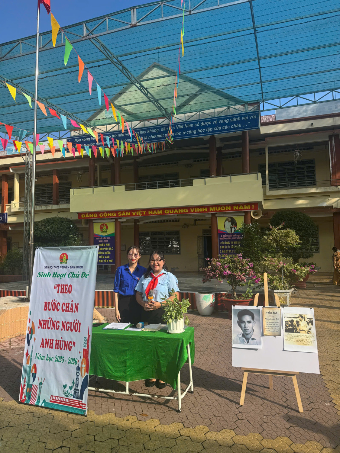 Nghị với D