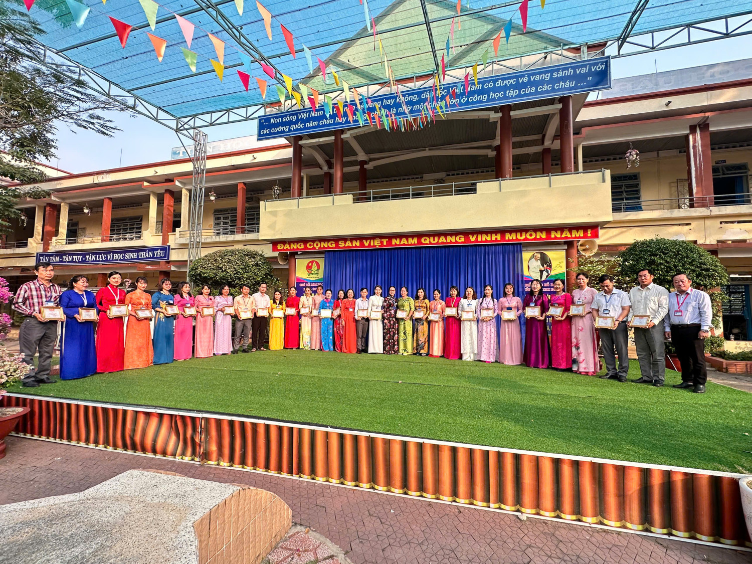 z7435500000032 a6bf4cbb01240851296138c278cd08eb