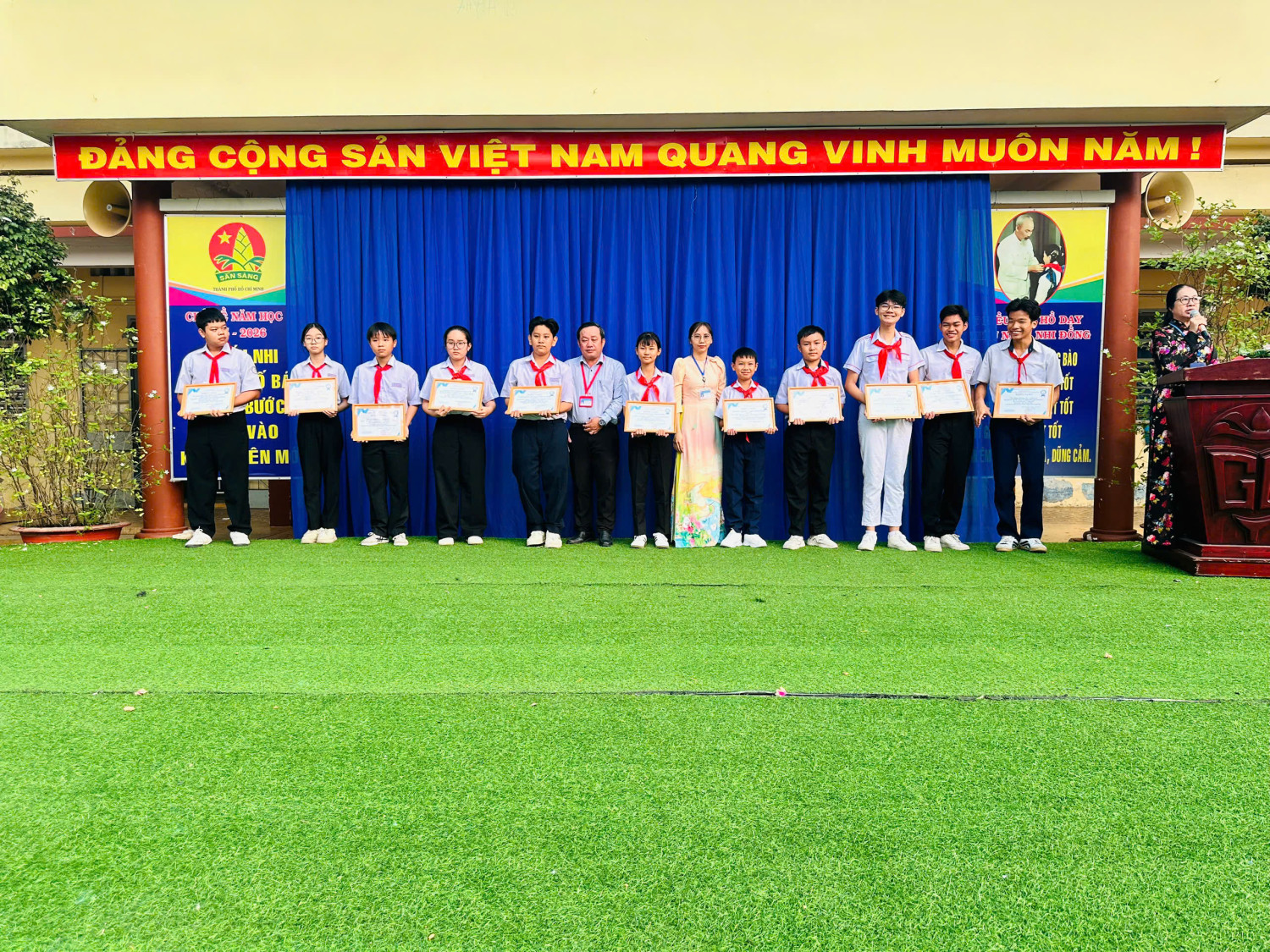 z7435500096923 43dc153a538c06b52a425022d25e92a1