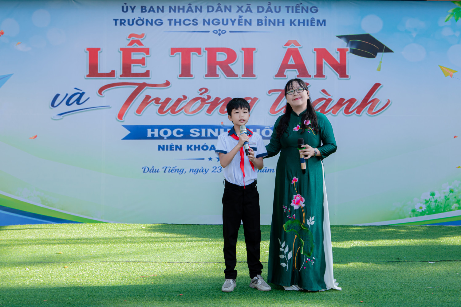4F9A2933